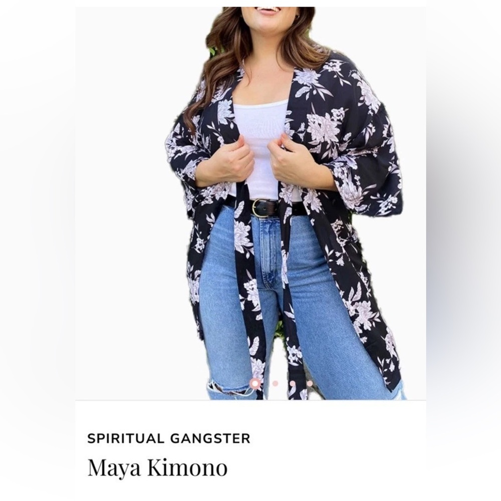 SPIRITUAL GANGSTER BLACK & WHITE FLORAL PRINT MAYA KIMONO ONE SIZE